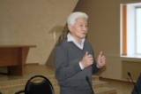 Ахсынньы 12 күнэ - дойду Төрүт сокуонун күнэ. Норуот депутатын бириигэбэрэ тахсыбыта 1 сыл буолла