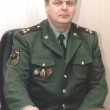 Пожарный будет гасить пламя оппозиции