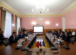Парламенты Якутии и Москвы подписали соглашение о сотрудничестве