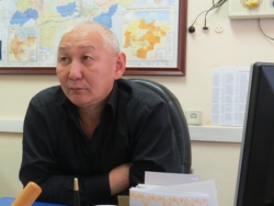 Мэхээлэ ЭЭБИРИСТЭП Дьокуускайга кэллэ уонна...