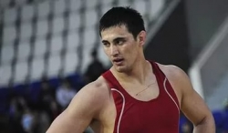 Александр ЖИРКОВ Киргизияҕа Айаал ЛАЗАРЕВ Олимпиадаҕа кыттар усулуобуйатын билсэ барда