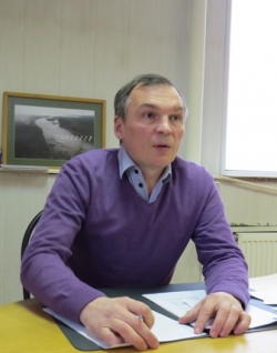 &ldquo;Тыа сирин сыла&rdquo; бүттэ &ndash;  харчы эмиэ бүттэ... Норуот депутаттара норуоттарын таҥнардылар?