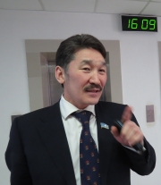 Матвей ЕВСЕЕВ: "Чурапчы сайдыбыта көстүбэт..."
