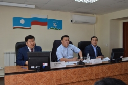 Мэҥэ Хаҥаласка "Миниистир" оонньуу кыттыылаахтара