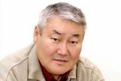 Василий ФИЛИППОВ: "Человек, претендующий на руководство республикой, не должен позволять эмоциям брать верх над разумом"