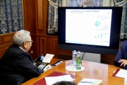 Егор Борисов поручил решать вопросы благоустройства жилых домов комплексно