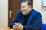 ТУМУСОВ врет и не краснеет или наш позёр везде спёр?