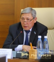 В Якутии будет разрабатываться законопроект о выделении  земельных участков площадью более 1 гектара для сельскохозяйственных нужд