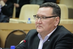 Виктор ФЕДОРОВ настаивает на дисциплинарном взыскании генеральному директору авиакомпании "Якутия"